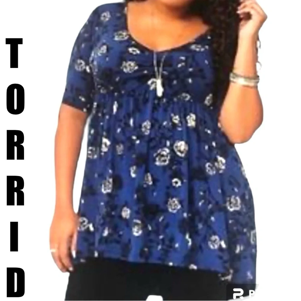 🌺TORRID Ruched Front Babydoll Top🌺 - Picture 1 of 7